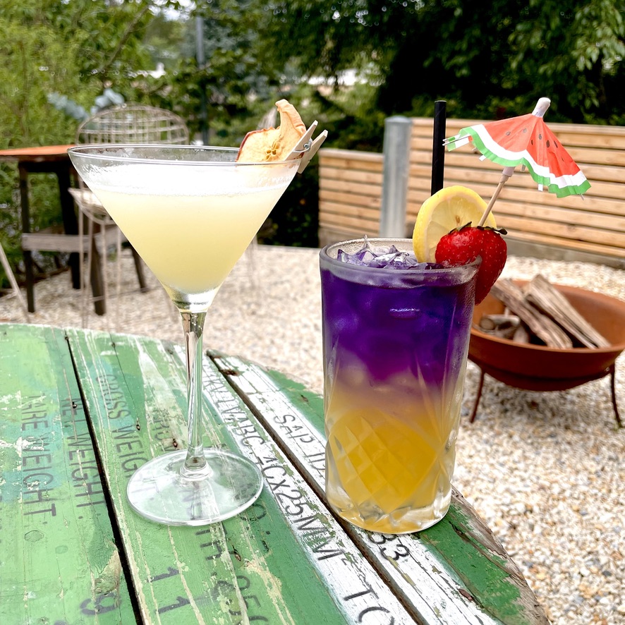 1605B37D-0E69-4A33-B3A4-B3BE47498469_1_105_c